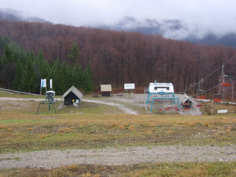Smučarski center Gače, je tudi lepa pohodniška destinacija na Dolenjskem